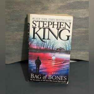Bag of Bones Paperback